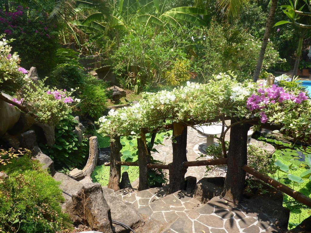 Gunung Paradis Retreat Munduk Eksteriør billede